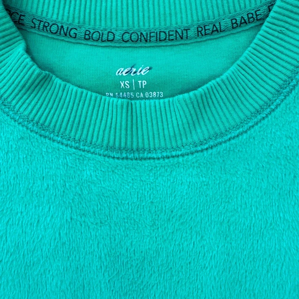 Aerie Green Crewneck Sweater - Picture 2 of 2